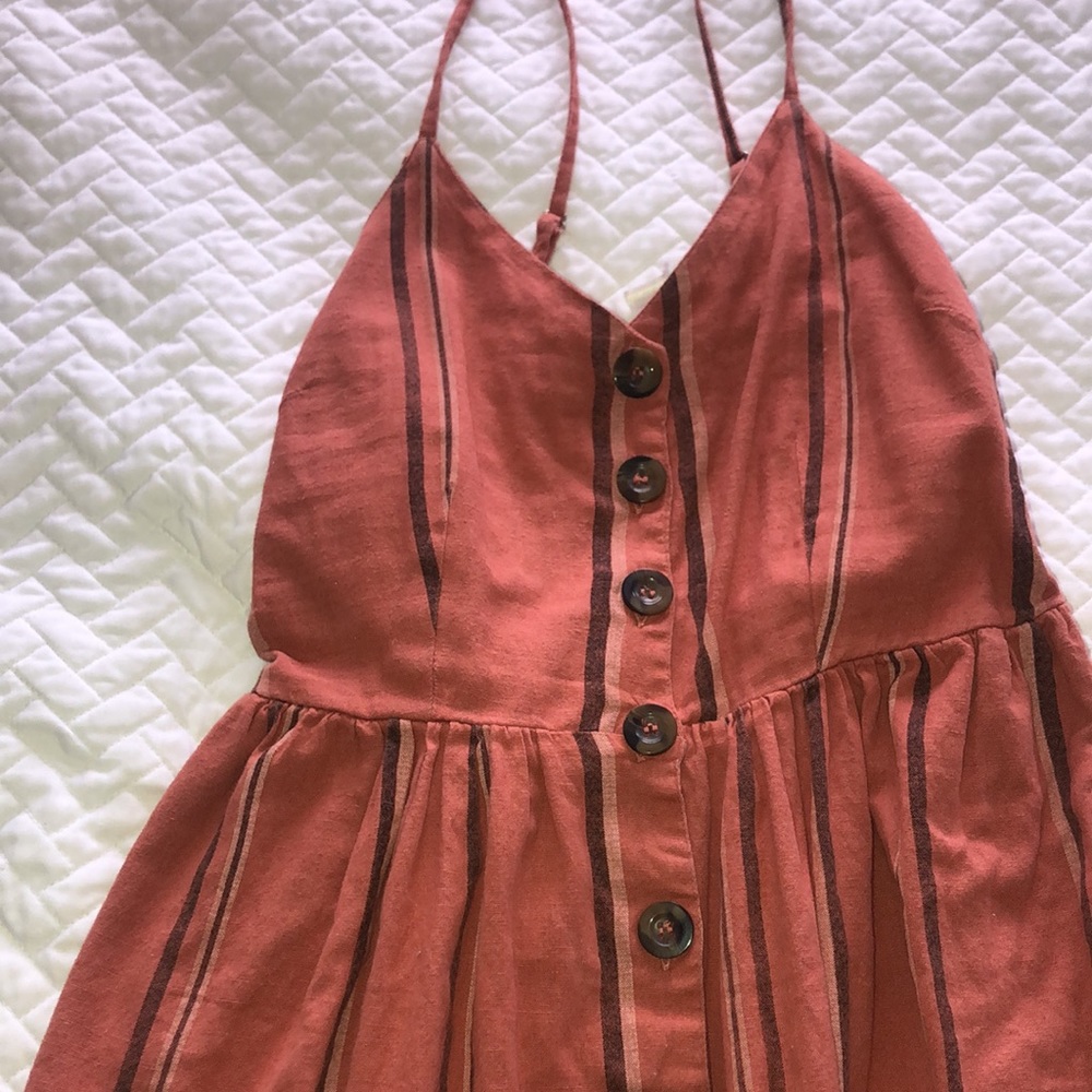 Dress - Picture 2 of 4